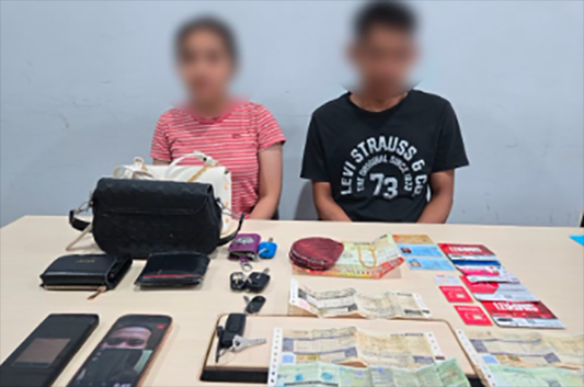SH (24) dan pacarnya SZ (34) dan sejumlah barang bukti/Foto: mediacenter.riau